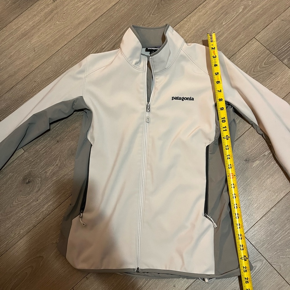 Patagonia Light Gray and Dark Gray Full-Zip Jacket